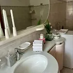 Balbros Apartment *