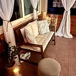 Balbros Apartment *